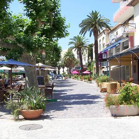 Le Lavandou, 1 Piece, 4 Personnes - Fr-1-251-672 Apartment Le Lavandou